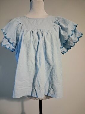 Light Blue Cotton Blouse with Scalloped Flutter Sleeves Size Large